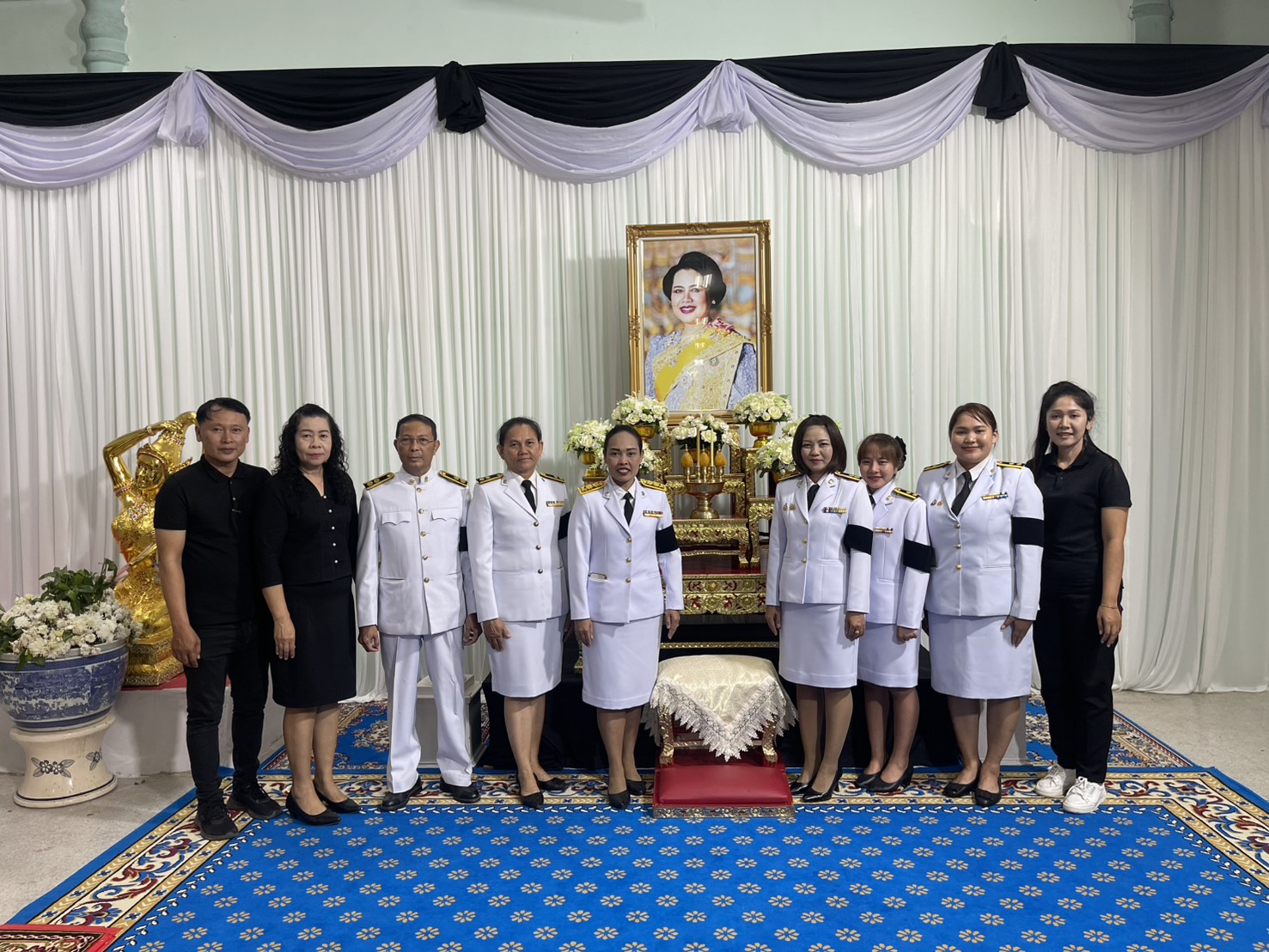 สำนักงานส่งเสริมการเรียนรู้ประจำจังหวัดราชบุรีเข้าร่วมพิธีบำเพ็ญกุศลสวดพระอภิธรรมถวายเป็นพระราชกุศล สมเด็จพระนางเจ้าสิริกิติ์ พระบรมราชินีนาถ พระบรมราชชนนีพันปีหลวง